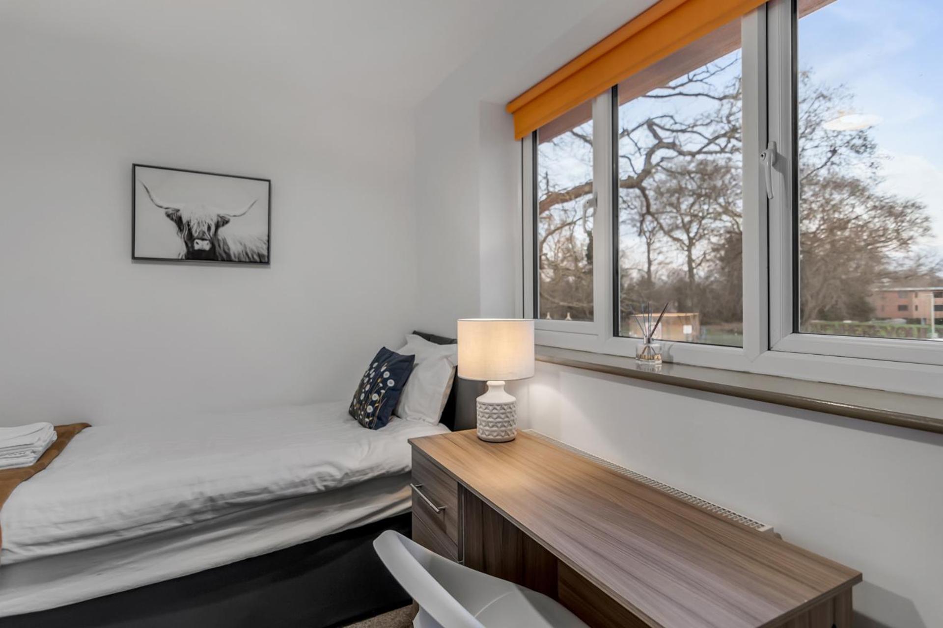 7 Bed House Pitchford Road *